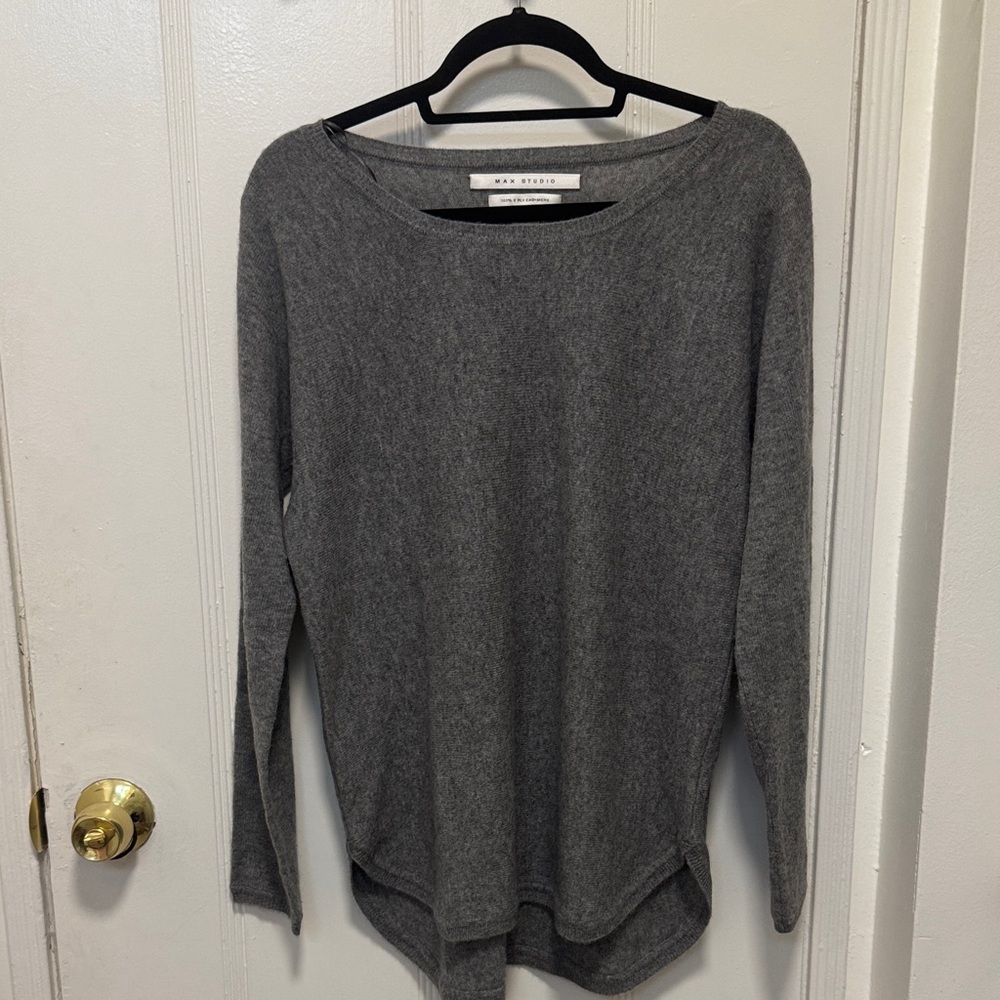 CASHMERE. Max Studio Charcoal Long Sleeve CASHMERE Top
